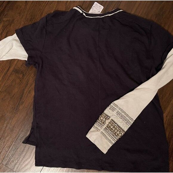 NWT FREE PEOPLE Sz M FOR THE LOVE OF GEO TWOFER EMBELLISHED GRAPHIC THERMAL TOP - Picture 4 of 5